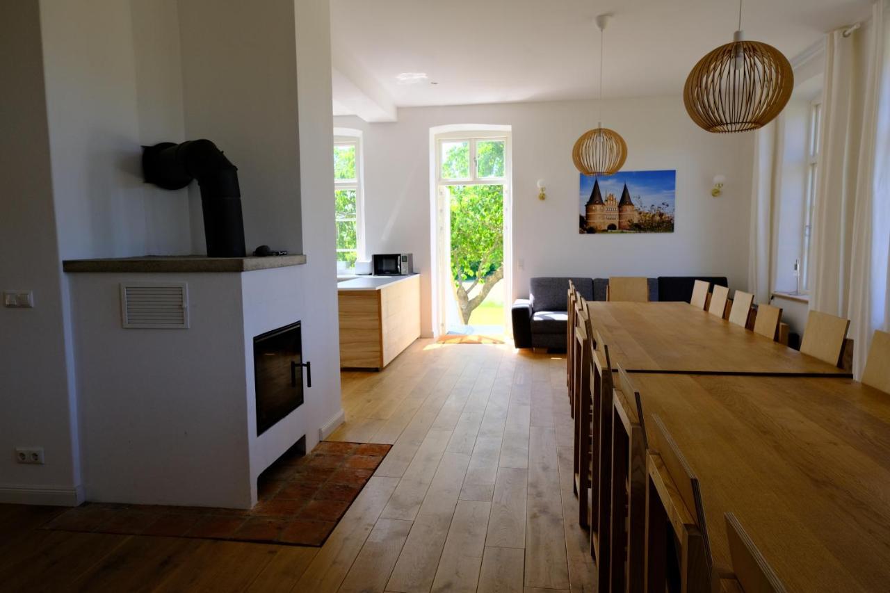 Ferienwohnung Gutshaus Klein Voigtshagen Dassow Exterior foto